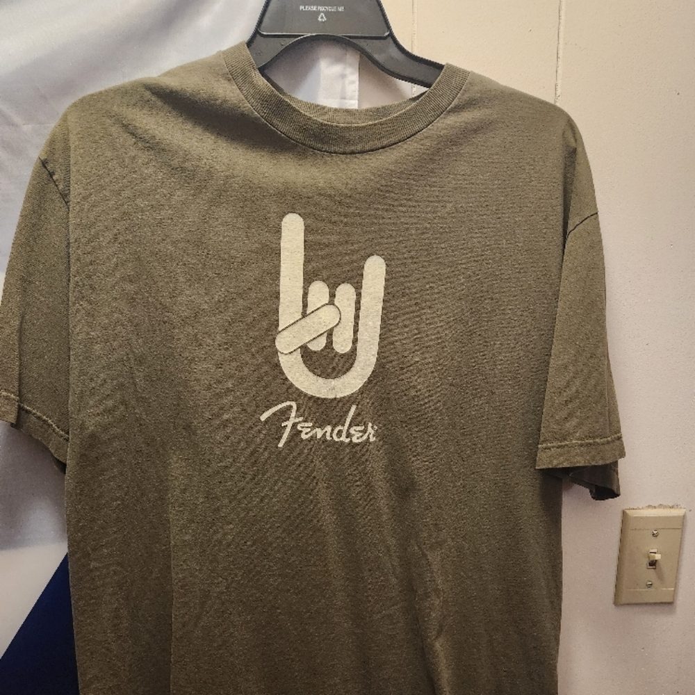 Fender "Rock On" t-shirt